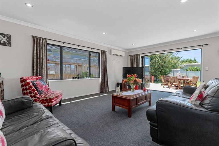 Photo of property in 15 Allendale Place, Morrinsville, 3300