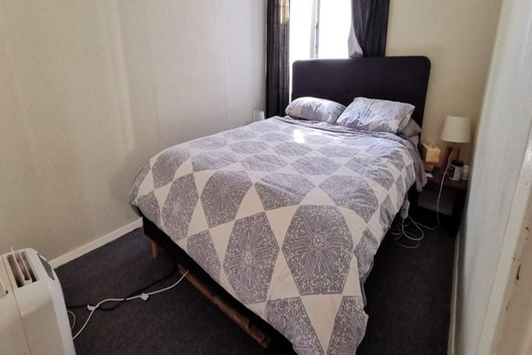 Photo of property in 19 George Street, Thorndon, Wellington, 6011