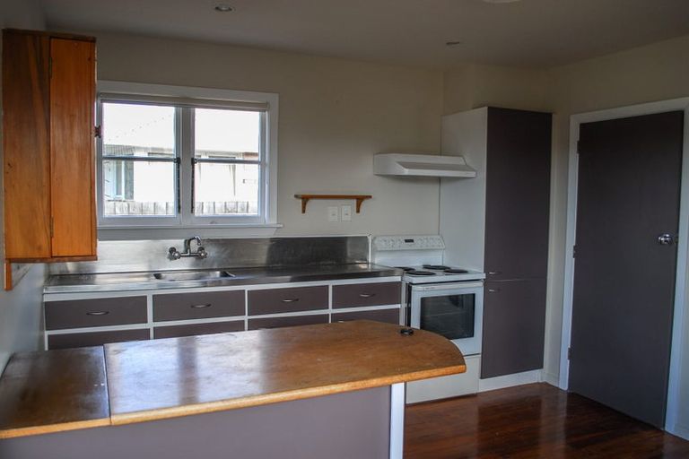 Photo of property in 33 Niagara Street, Wainoni, Christchurch, 8061