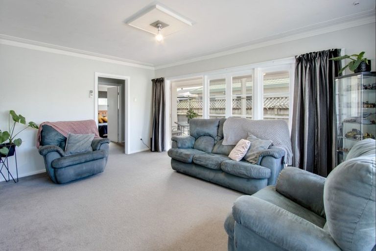 Photo of property in 58 Meeanee Road, Taradale, Napier, 4112