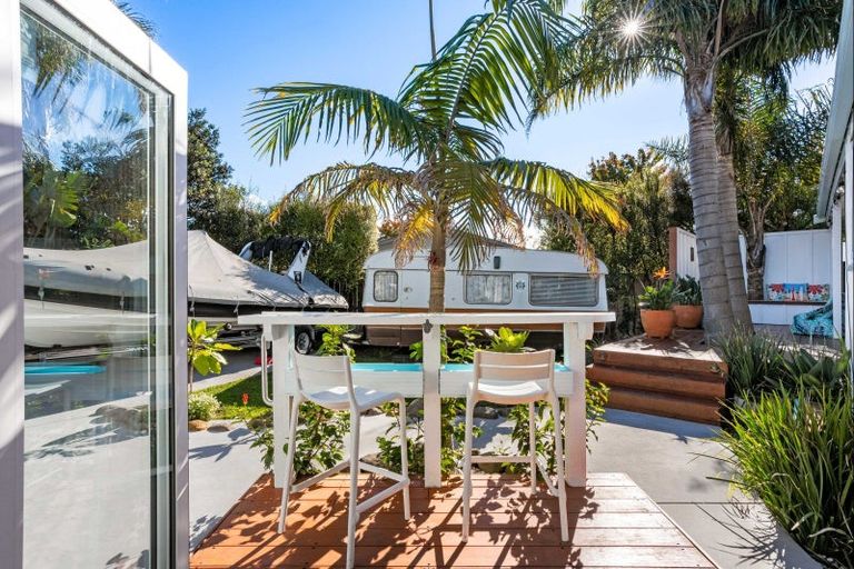 Photo of property in 118a Otahu Road, Whangamata, 3620