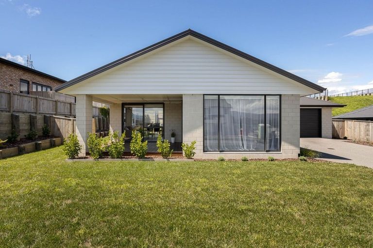 Photo of property in 22 Stingray Drive, Omokoroa, 3114