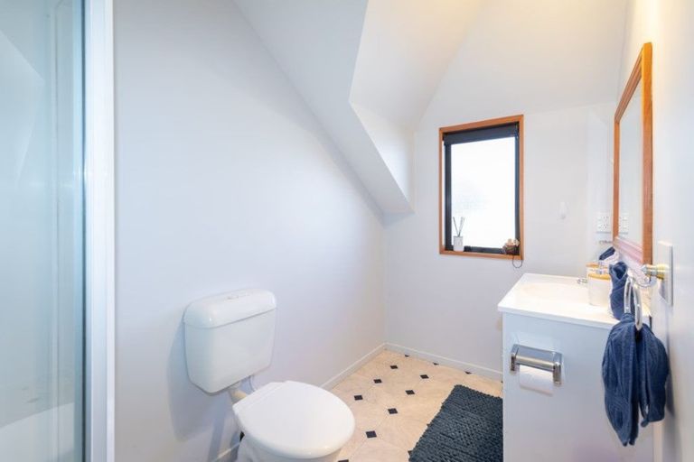 Photo of property in 243a Wainoni Road, Avondale, Christchurch, 8061