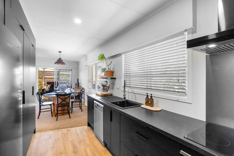 Photo of property in 19 Burn Street, Levin, 5510