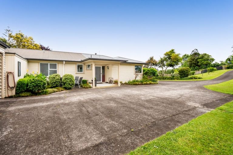 Photo of property in 218 Henwood Road, Paraite, New Plymouth, 4372