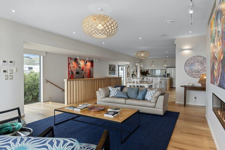 Photo of property in 2 Burgess Street, Sumner, Christchurch, 8081