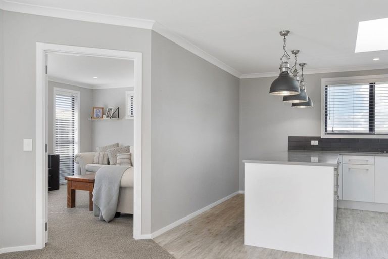 Photo of property in 27 Saddlers Way, Papamoa, 3118