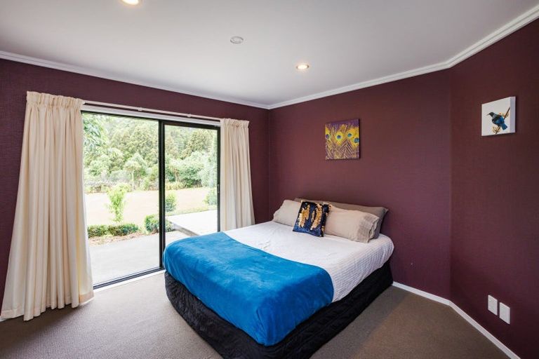 Photo of property in 50 Kingsdale Park Drive, Aokautere, Palmerston North, 4471