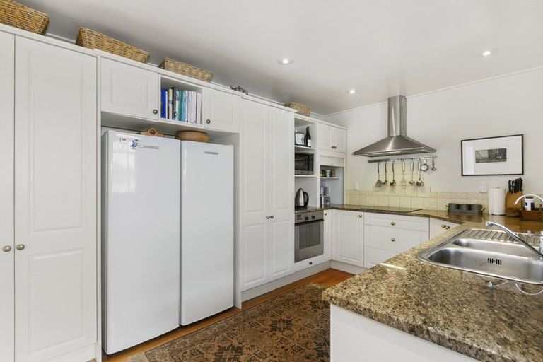 Photo of property in 32 Irvine Road, The Cove, Dunedin, 9077