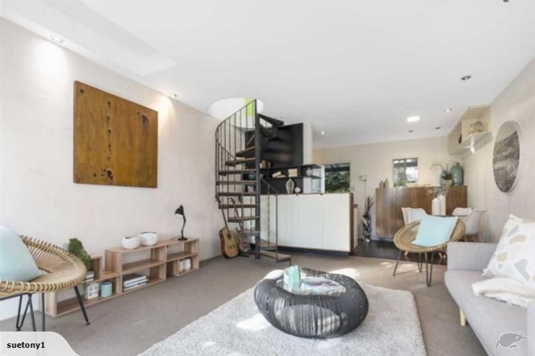 Photo of property in 4/10 George Street, Mount Eden, Auckland, 1024