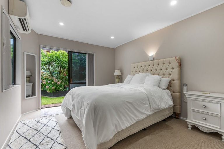Photo of property in 2/6 Arthur Road, Hillpark, Auckland, 2102