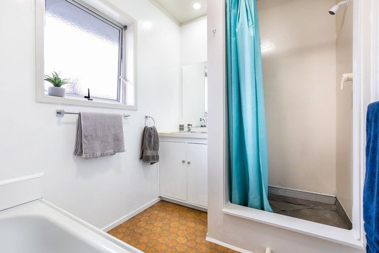 Photo of property in 40 Browning Street, Leamington, Cambridge, 3432