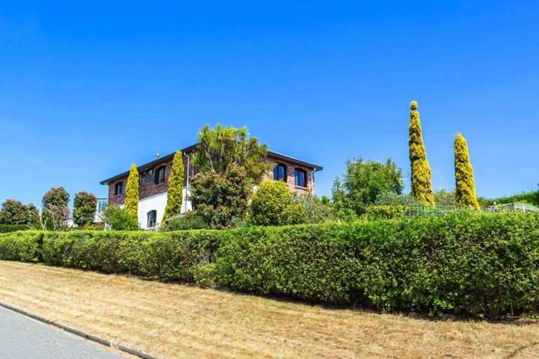 Photo of property in 12 Godley Drive, Scarborough, Christchurch, 8081