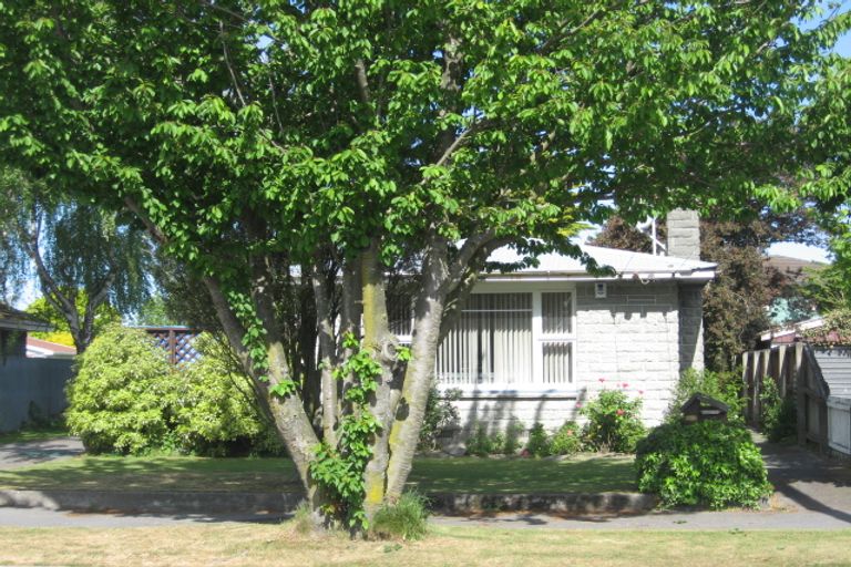 Photo of property in 20 Martbern Crescent, Bishopdale, Christchurch, 8053