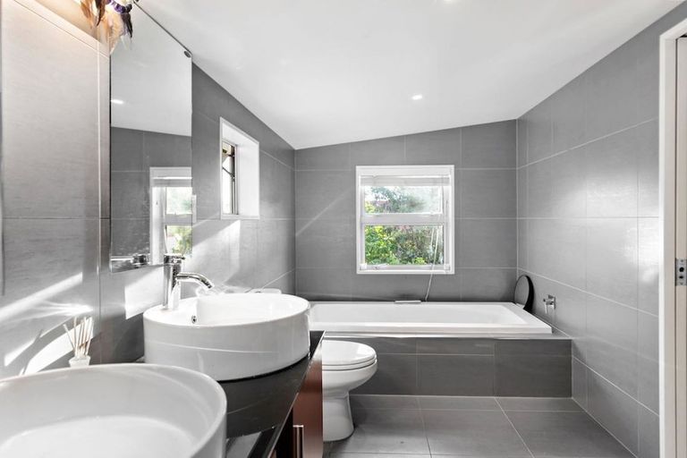 Photo of property in 51b Mcbride Street, Frankton, Queenstown, 9300