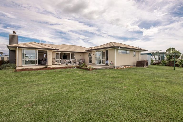 Photo of property in 6 Elley Drive, Carters Beach, Westport, 7825