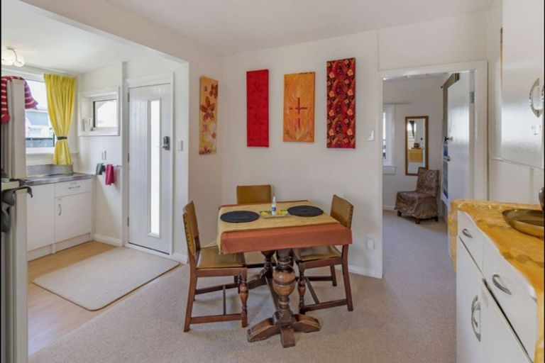 Photo of property in 8a Pharazyn Street, Gonville, Whanganui, 4500