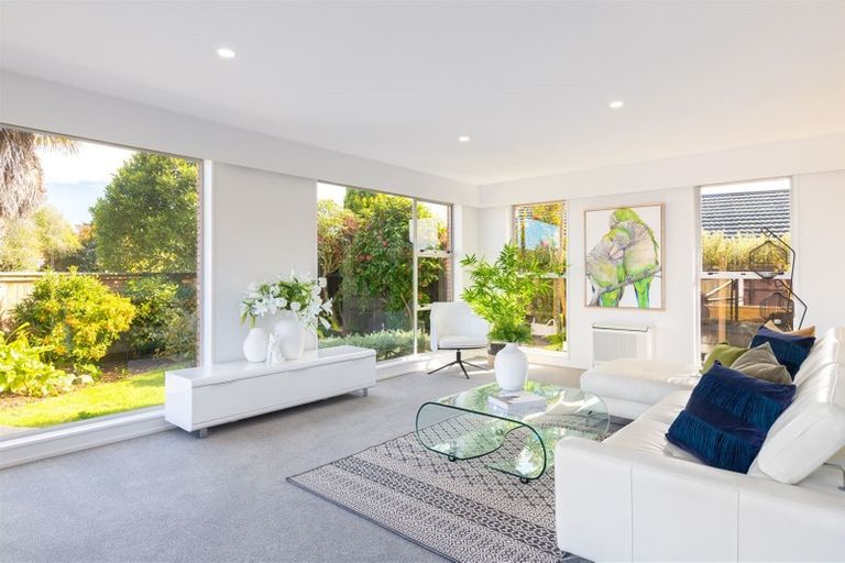 Photo of property in 6 Chilton Drive, Mairehau, Christchurch, 8052