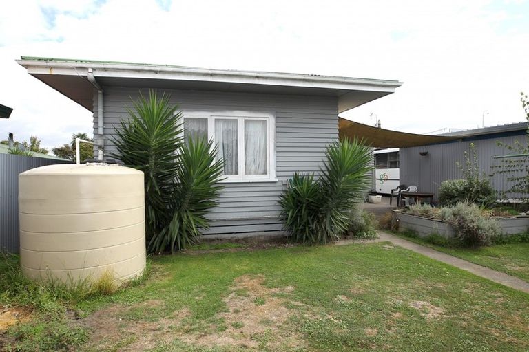 Photo of property in 118 Stortford Street, Saint Leonards, Hastings, 4120