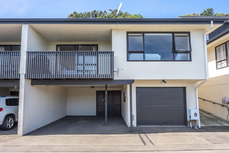 Photo of property in 4/24 Acheron Road, Paremata, Porirua, 5026