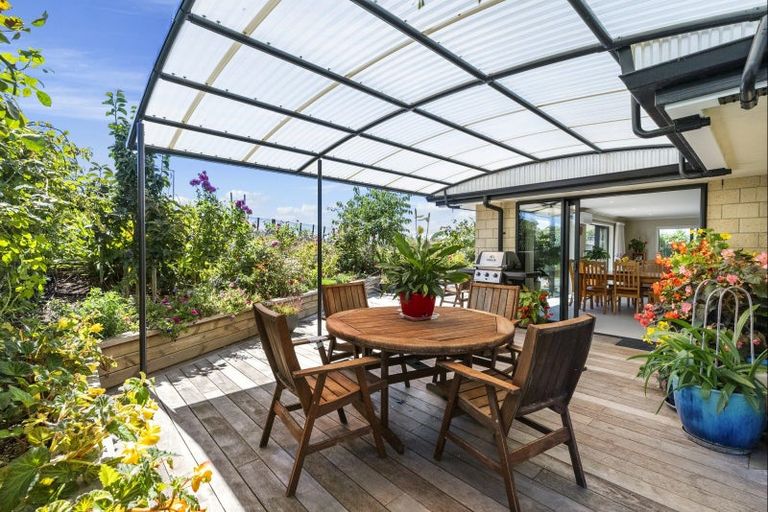 Photo of property in 6 Karearea Drive, Coastlands, Whakatane, 3120