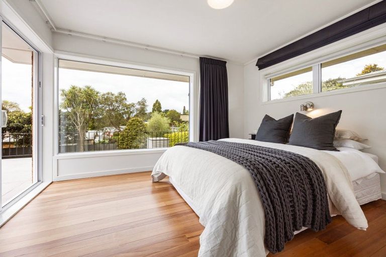 Photo of property in 24 Riverview Terrace, Fairfield, Hamilton, 3214