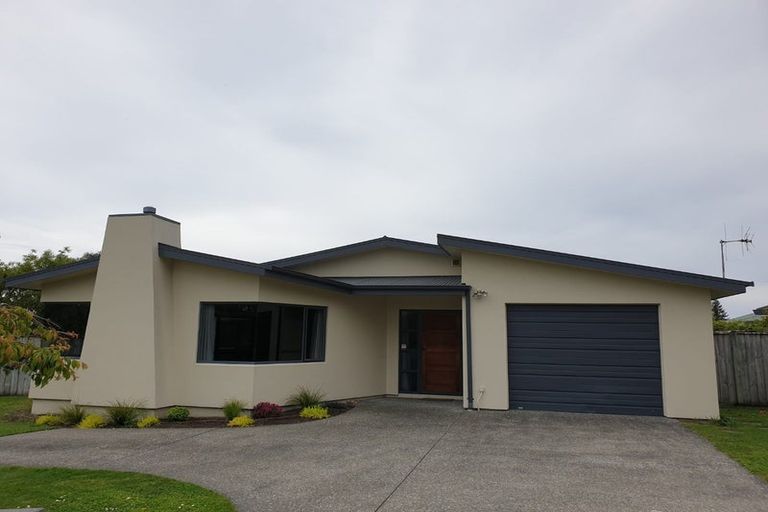 Photo of property in 6 Saint Hill Lane, Havelock North, 4130