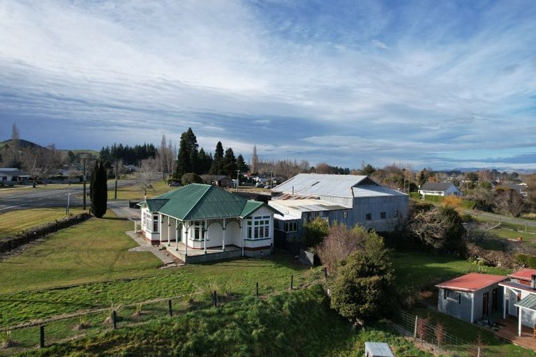 Photo of property in 4 Laura Street, Lumsden, 9730