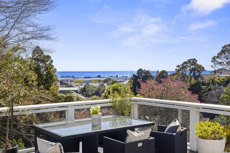 Photo of property in 5 Rogan Street, New Plymouth, 4310