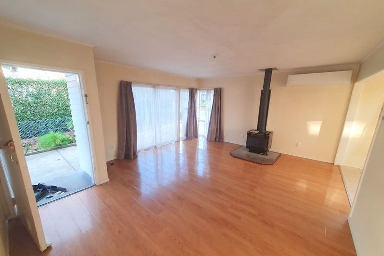 Photo of property in 36a Kingdale Road, Henderson, Auckland, 0610