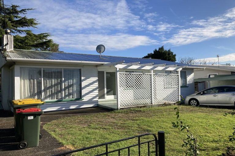 Photo of property in 23 Titirangi Road, New Lynn, Auckland, 0600