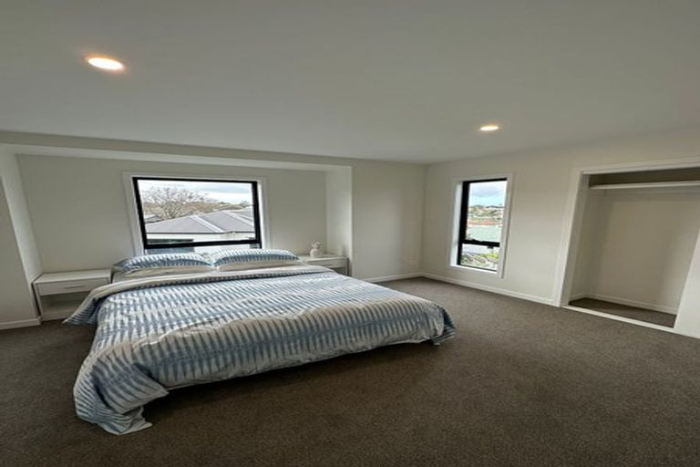 Photo of property in 12b Bluefin Way, West Harbour, Auckland, 0618