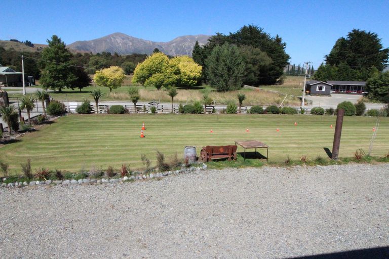 Photo of property in 27 Avon Street, Athol, 9793