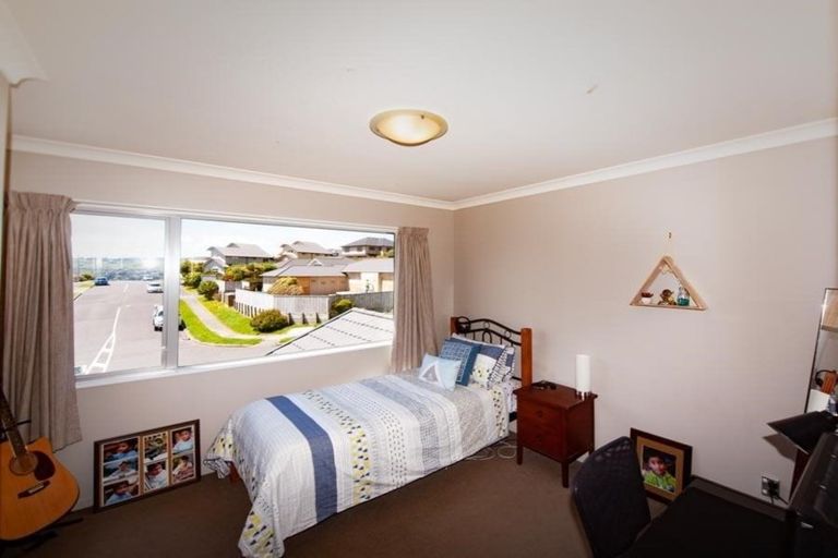Photo of property in 50a Erlestoke Crescent, Churton Park, Wellington, 6037