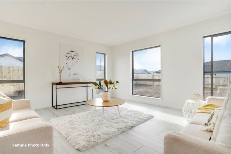 Photo of property in 2/26 Allen Street, Mangere East, Auckland, 2024