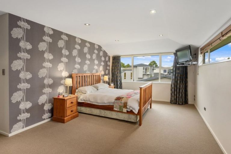 Photo of property in 4 Guinness Crescent, Ilam, Christchurch, 8041