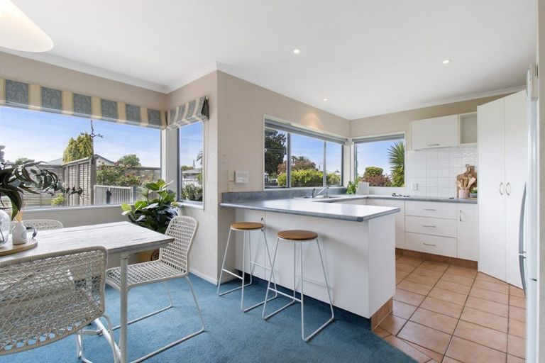 Photo of property in 2 Atlanta Court, Katikati, 3129