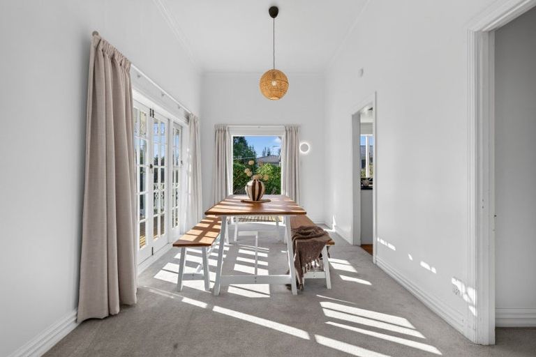 Photo of property in 6 Main Street, Greytown, 5712