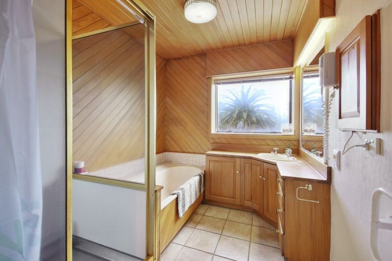 Photo of property in 131 Main North Road, Papanui, Christchurch, 8052