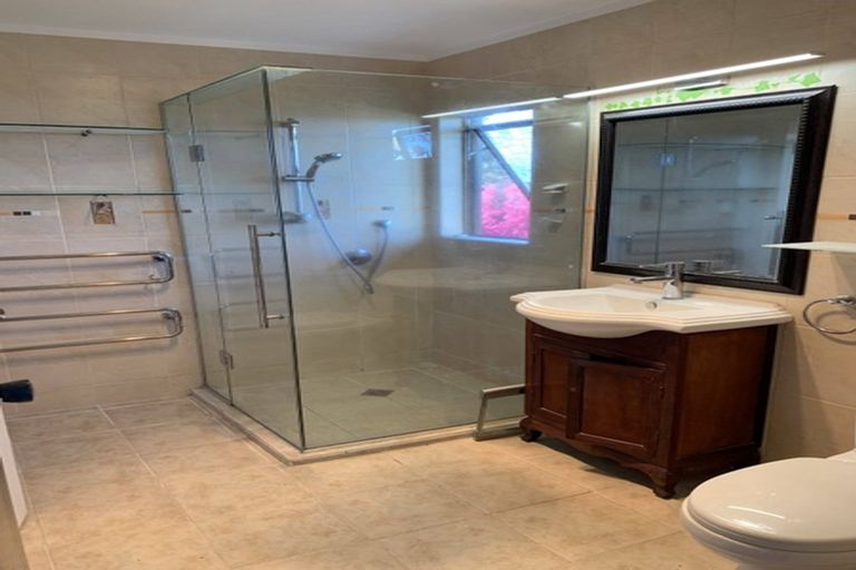 Photo of property in 45 Agincourt Street, Glenfield, Auckland, 0629