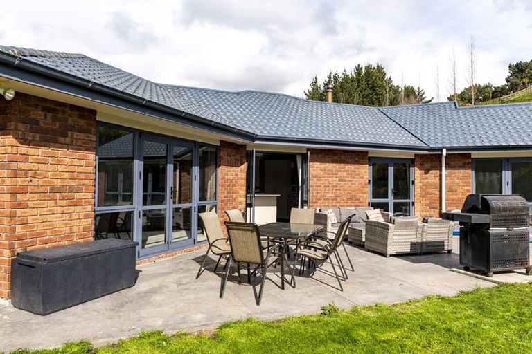 Photo of property in 39 County Heights Drive, Aokautere, Palmerston North, 4471