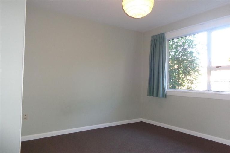 Photo of property in 7a Memorial Avenue, Ilam, Christchurch, 8053