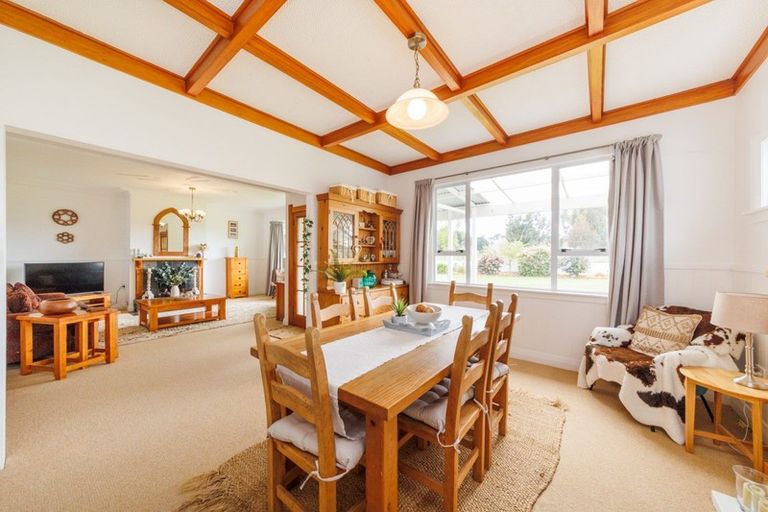 Photo of property in 283 Forlong Road, Colyton, Feilding, 4775