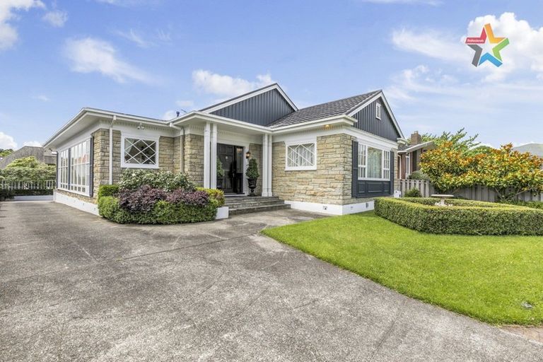 Photo of property in 46 Wai-iti Crescent, Woburn, Lower Hutt, 5010