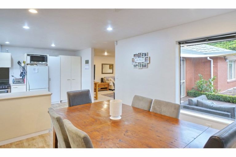 Photo of property in 97a Winters Road, Redwood, Christchurch, 8051