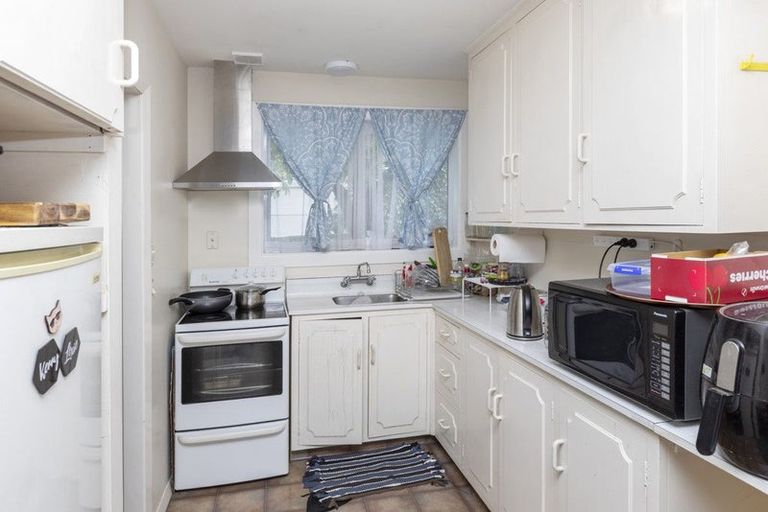 Photo of property in 2/26 Hanrahan Street, Upper Riccarton, Christchurch, 8041