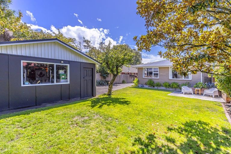 Photo of property in 180 Riverlaw Terrace, Saint Martins, Christchurch, 8022