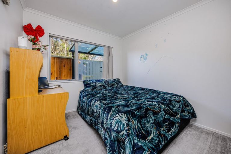 Photo of property in 35 Harore Road, Takanini, 2112