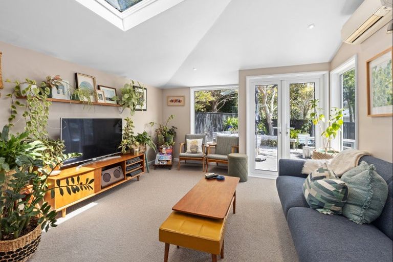 Photo of property in 6 Ardross Avenue, Khandallah, Wellington, 6035