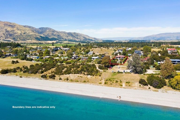 Photo of property in 212 Lakeview Terrace, Lake Hawea, Wanaka, 9382